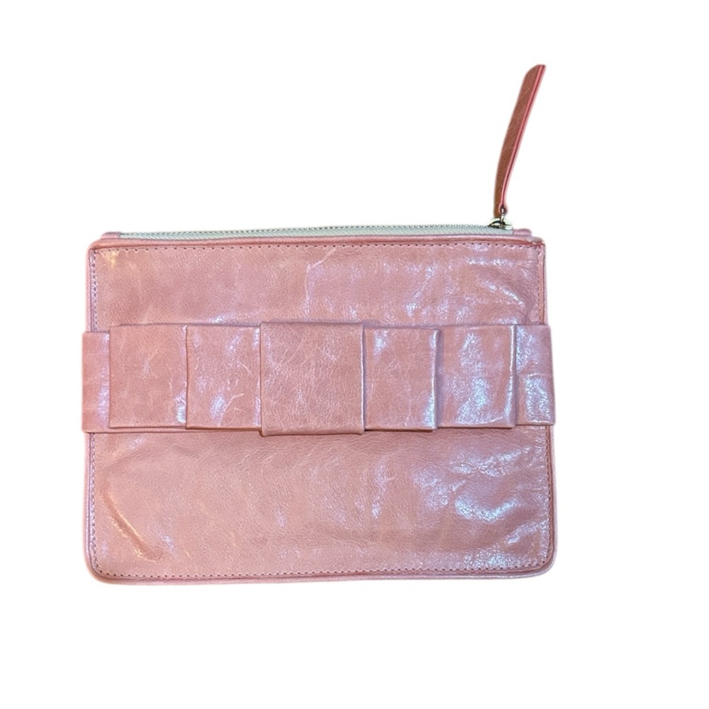 Punto Fibbia Pink Clutch Bag